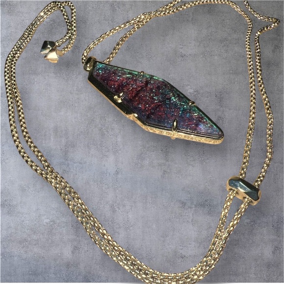 Kendra Scott Beatrice Necklace - Picture 2 of 11